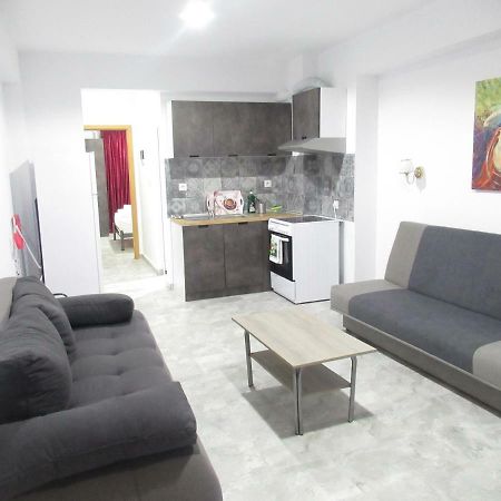 Artistic Rent Rooms & Apartments Nea Kallikrateia Luaran gambar