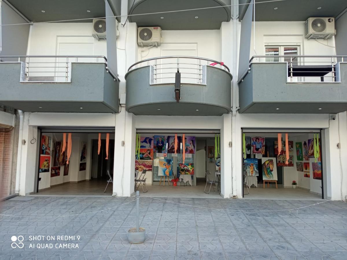 Artistic Rent Rooms & Apartments Nea Kallikrateia Luaran gambar